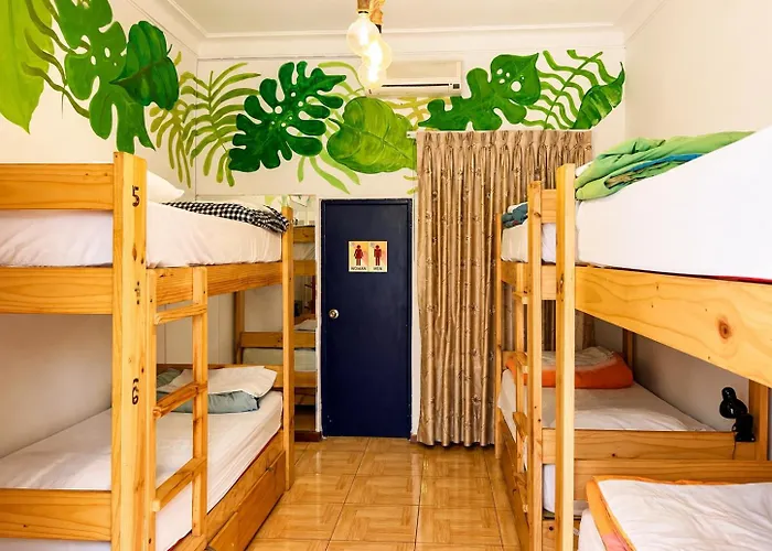 Rainbow Hostel Lima