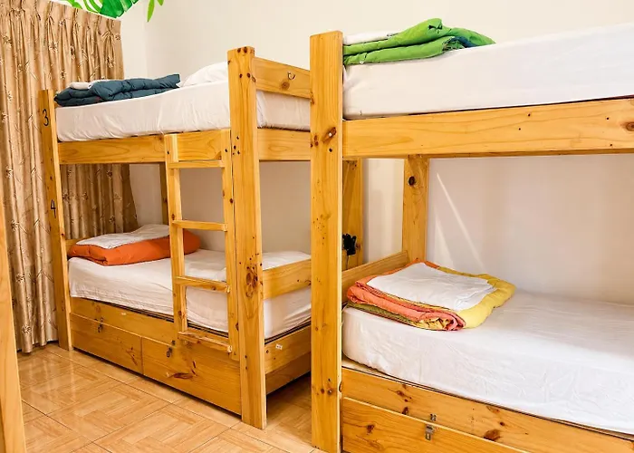 Rainbow Hostel Lima